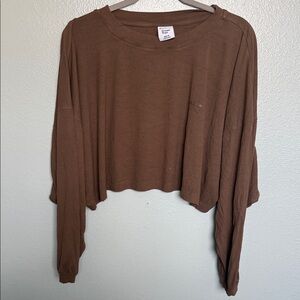Cream Yoga Chocolate Long Sleeve Crop Top XS/S